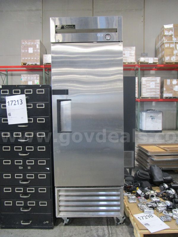 Single Door Freezer (C)