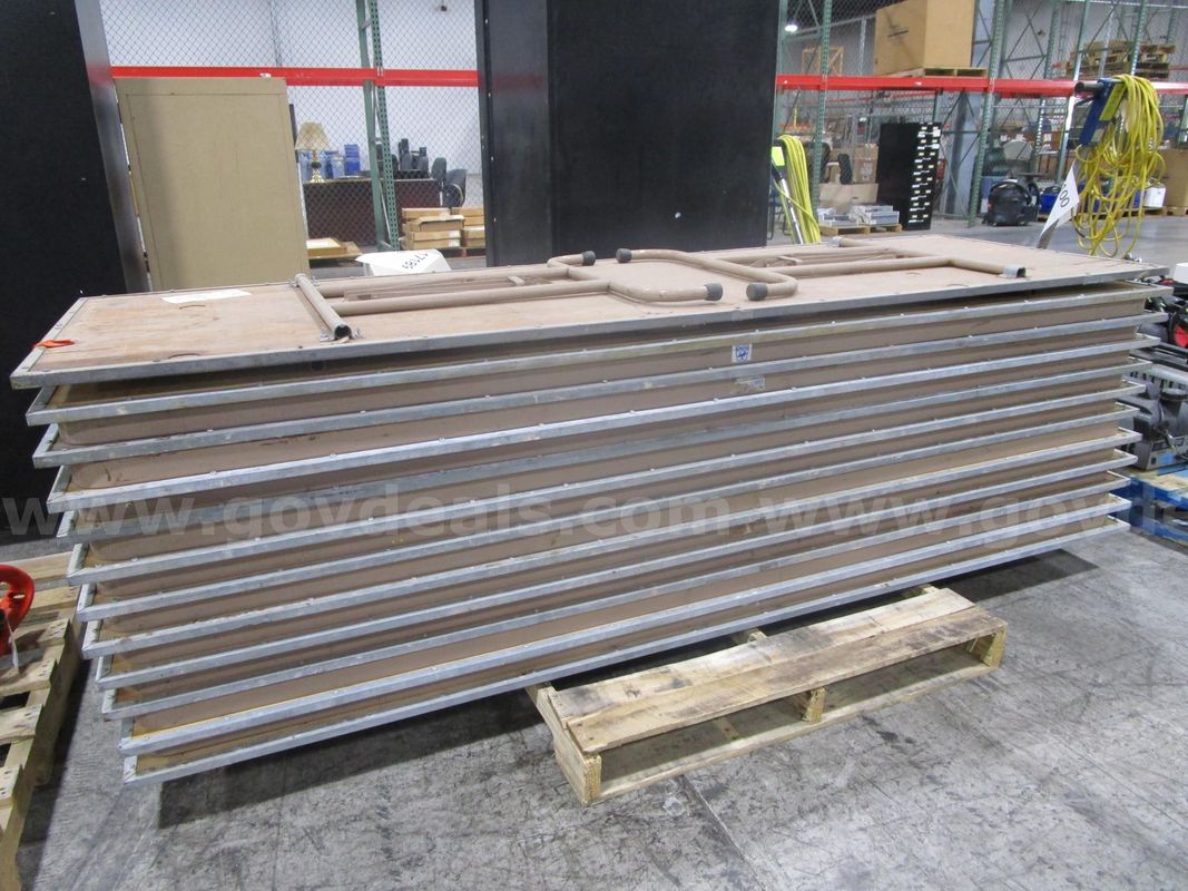 12 Folding Tables (H)