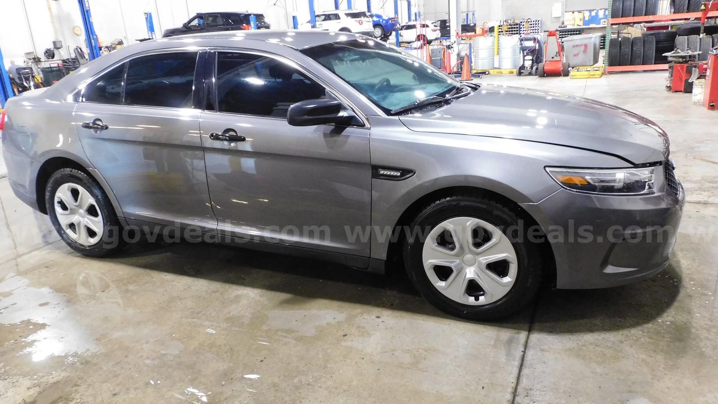 2016 Ford Taurus