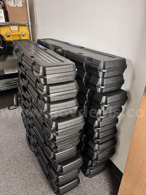 LOT of 20 Gun/Rifle/Shotgun cases, FL aggressor single,  4 latches on front