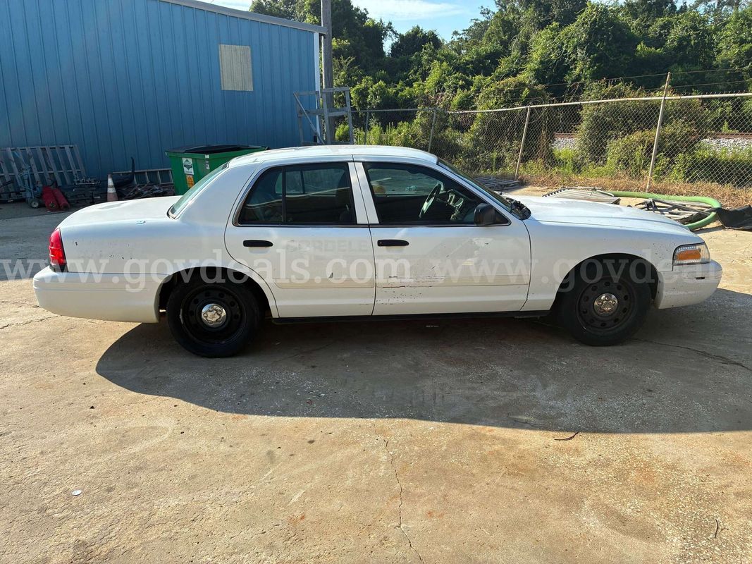 2011 Ford Crown Victoria