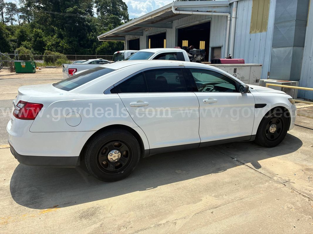 2013 Ford Taurus