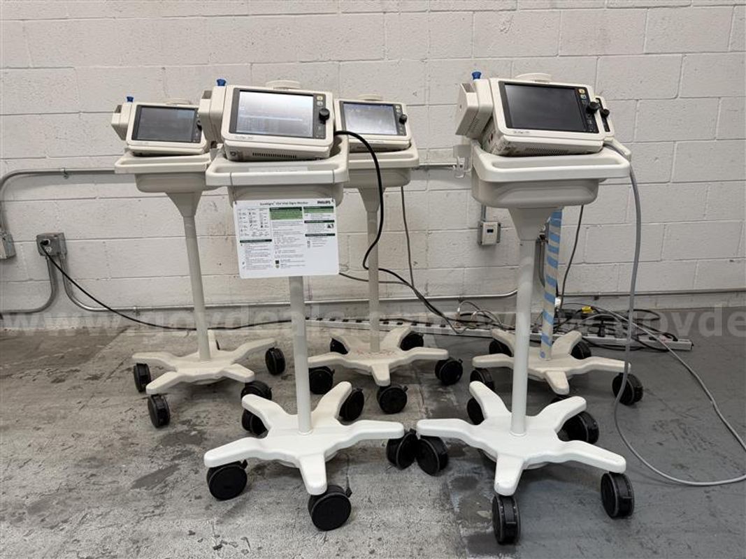 Philips Vs4 Suresigns Patient Monitor X 5