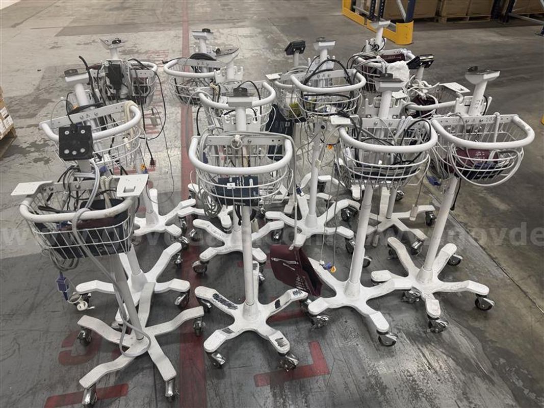 Vital Sign Monitor Stand X 12
