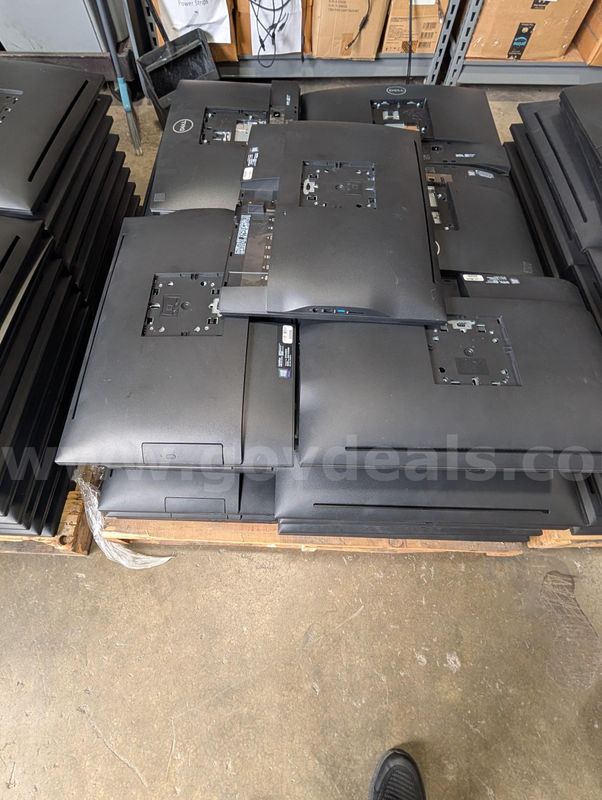 46 Dell All in Ones with out stands & hard drives Lot 3