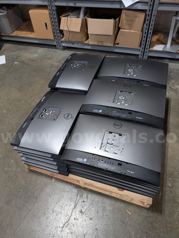 33 OptiPlex 7770 All-In-One computers with out stands & hard drives