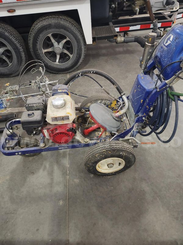 Commercial paint striper machine