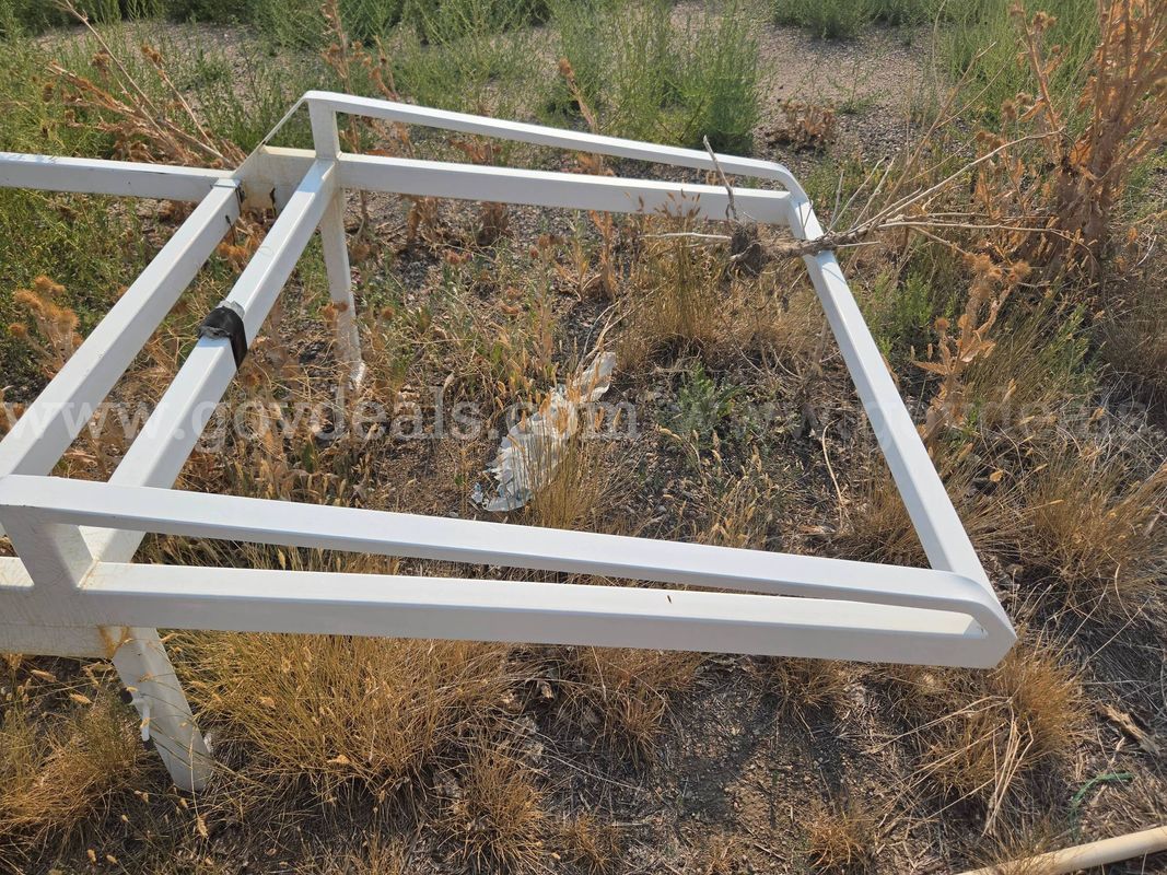 Steel Headache/Ladder Rack for 8' Ford Pickup Bed – Believed 2008–2010