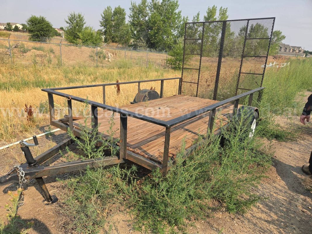 Homemade Single-Axle Utility Trailer with Ramp Gate – No Title or VIN