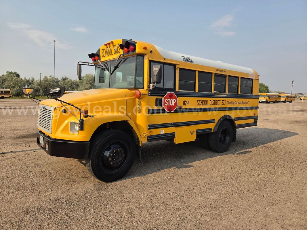 002 Freightliner FS-65 School Bus