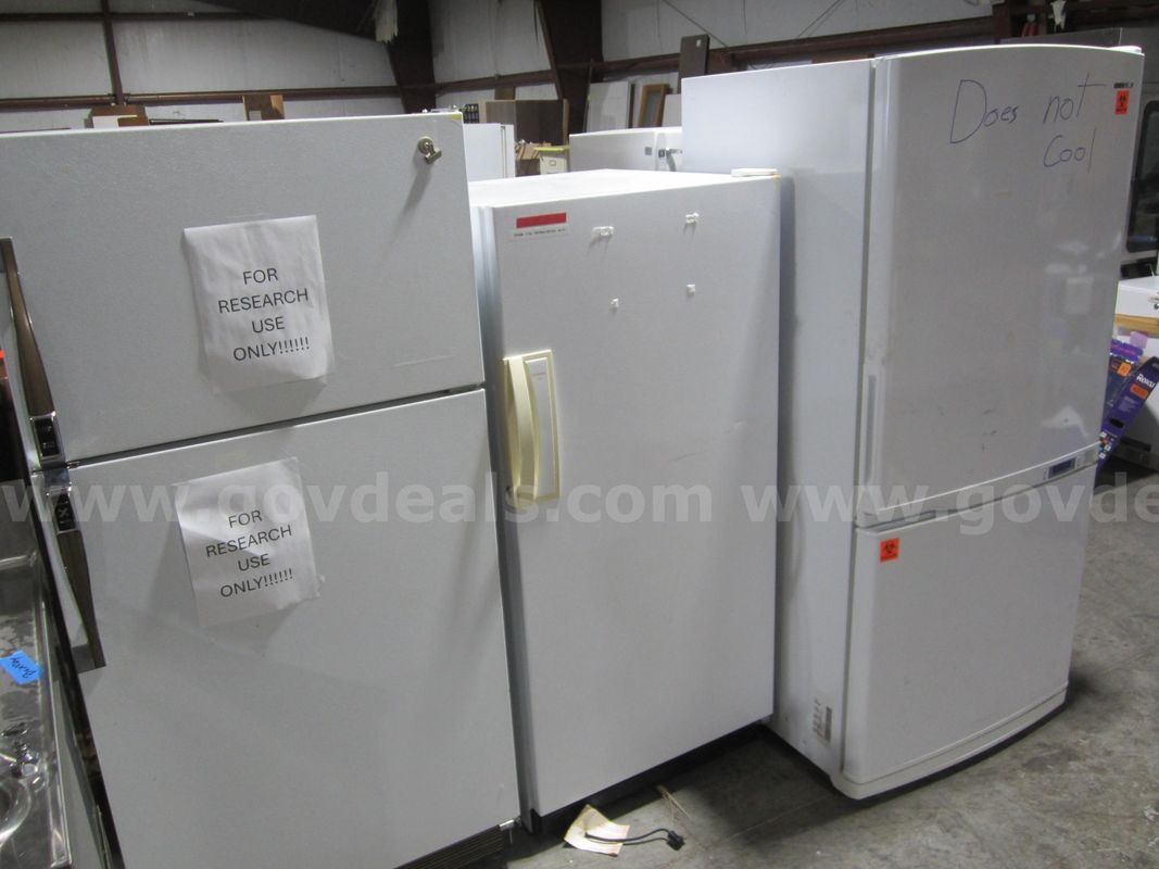 (8) ASSORTED LAB REFRIGERATORS LOT 590
