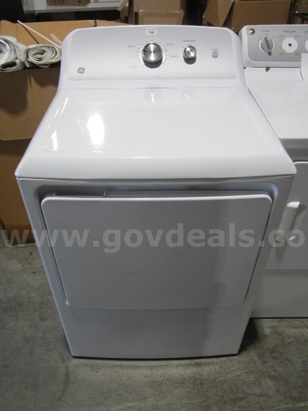 GE DRYER LOT 748