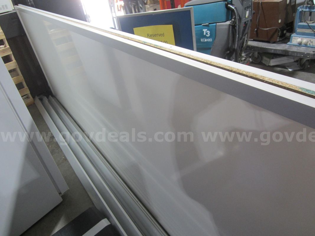 (3) LARGE WHITE BOARDS LOT 924