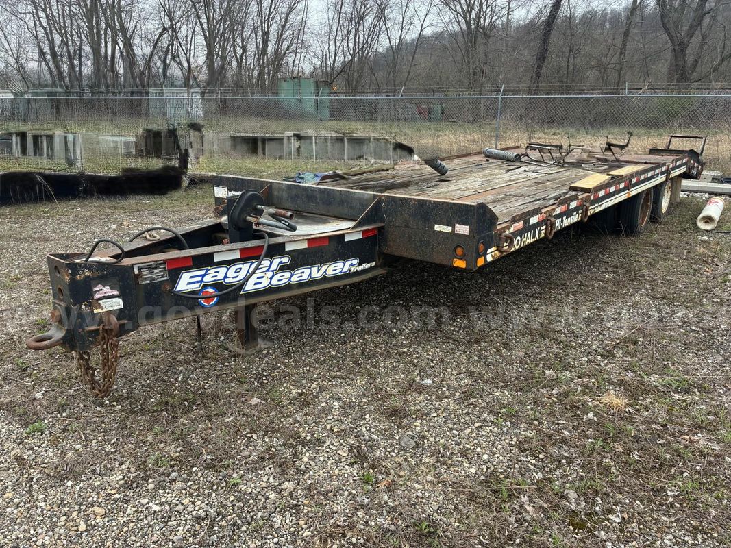 2010 Eager Beaver 20 ton Trailer
