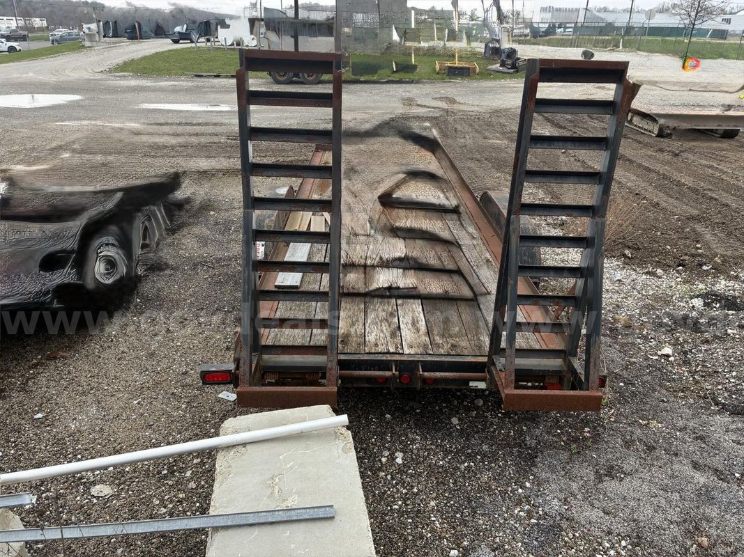 2013 Cronkhite Trailer Model 2960EWA