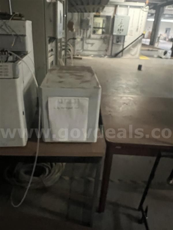 Lot of Outdated Misc Air Monitoring Equipment