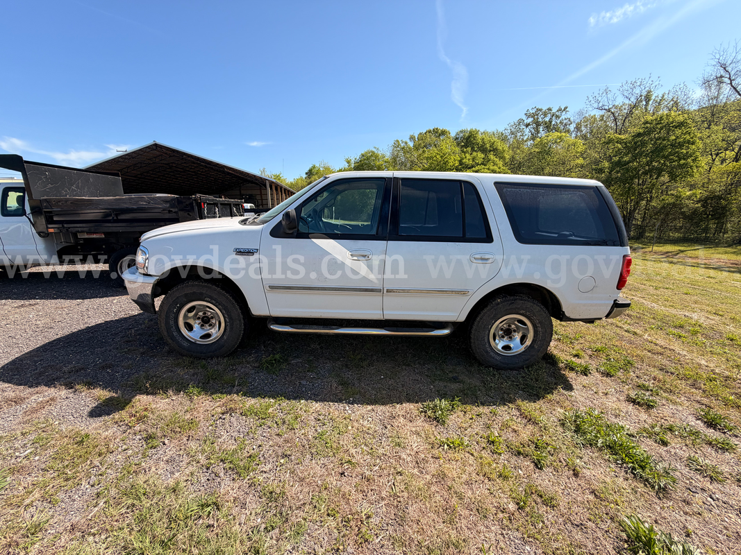 1997 Ford Expedition XLT 4WD