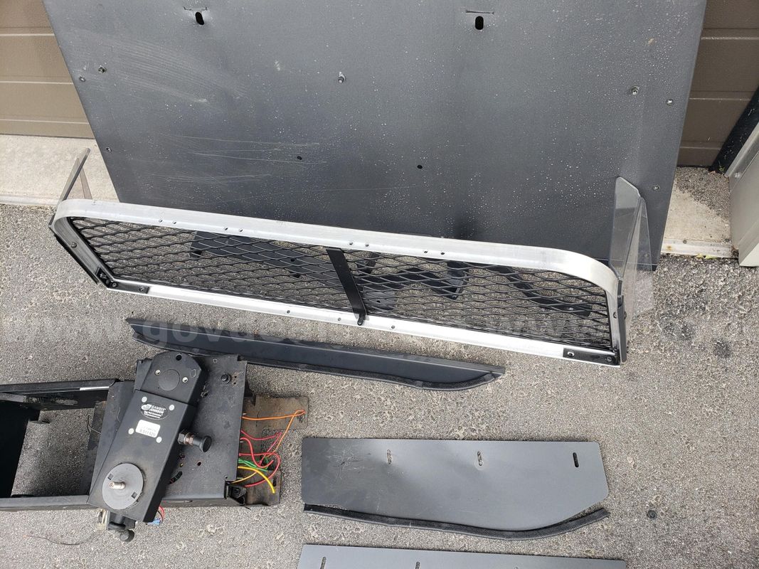 2020-Present Ford Interceptor Setina Rear Partition and Gaber Johnson Center Console
