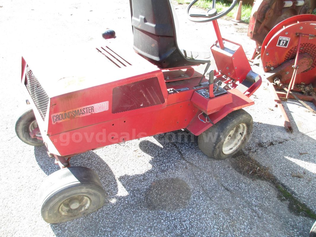 Toro Groundsmaster with Attachments