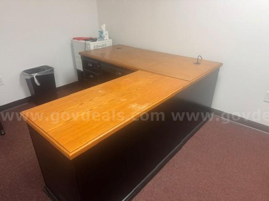 Desk, End Table and Chairs