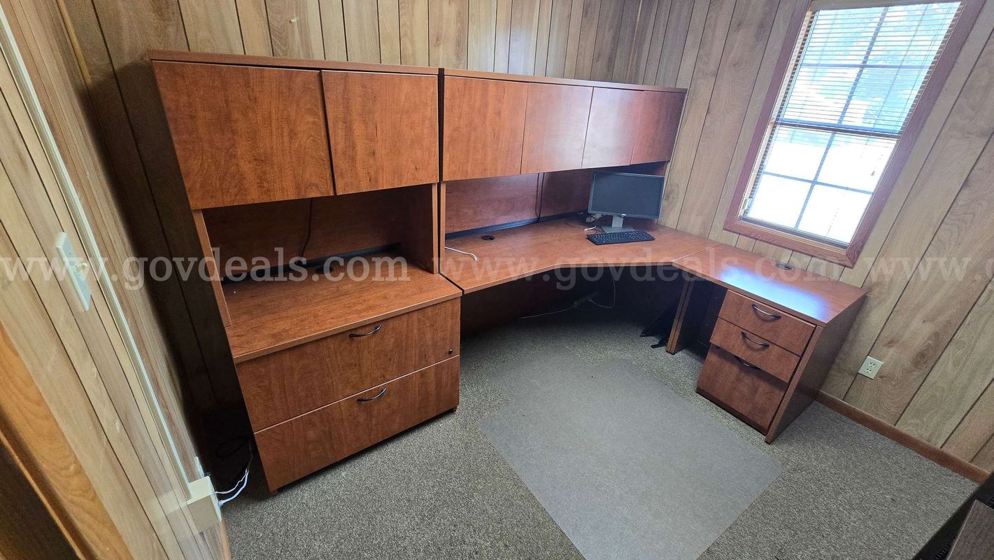 2-Piece L-Shaped Wood Office Desk & Workstation with Hutch