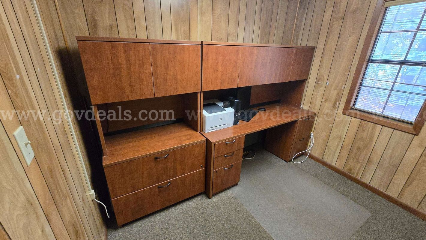 2-Piece Wood Office Desk & Workstation with Hutch