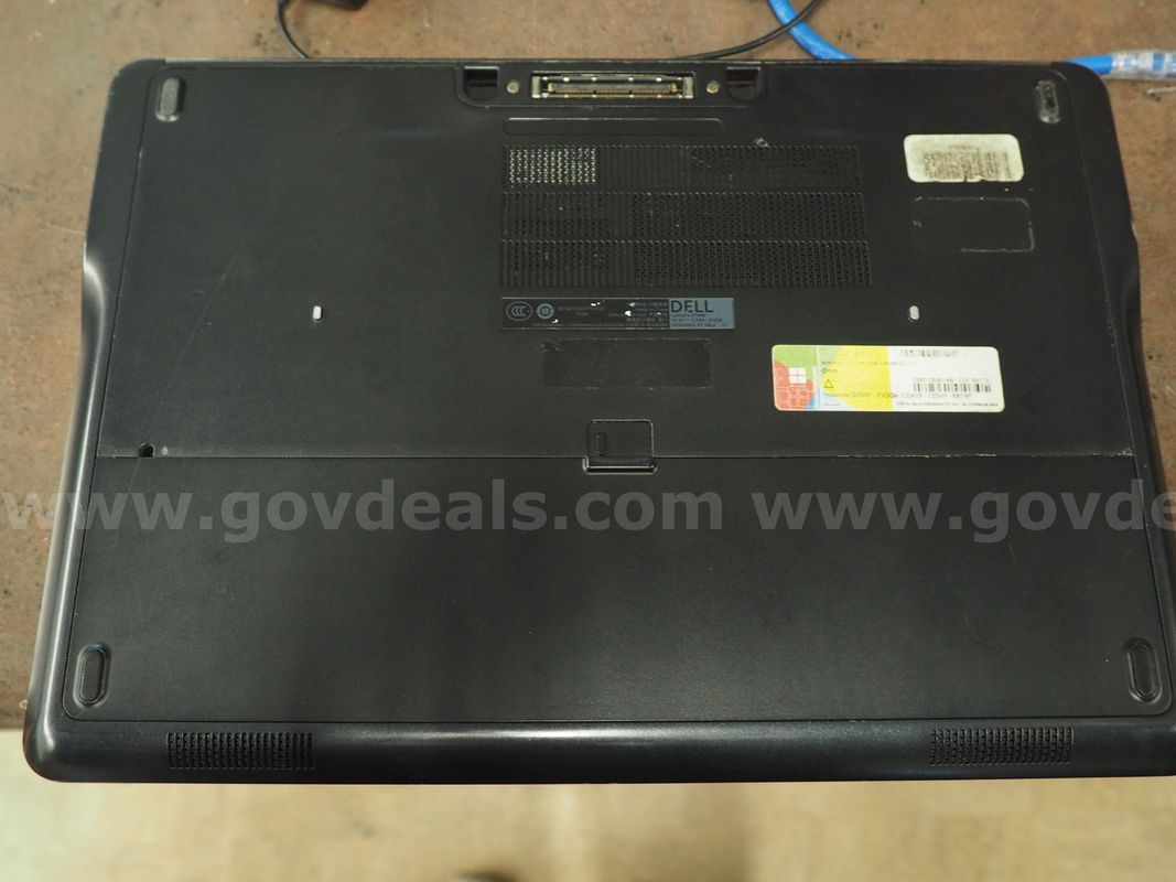 Dell Latitude 7440 14" Laptop FOR PARTS, WILL NOT TURN ON