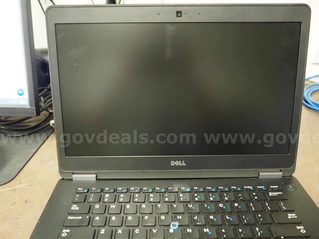 Working Dell Latitude E7470 14" Laptop with Backlit Keyboard, FOR SCRAP/PARTS