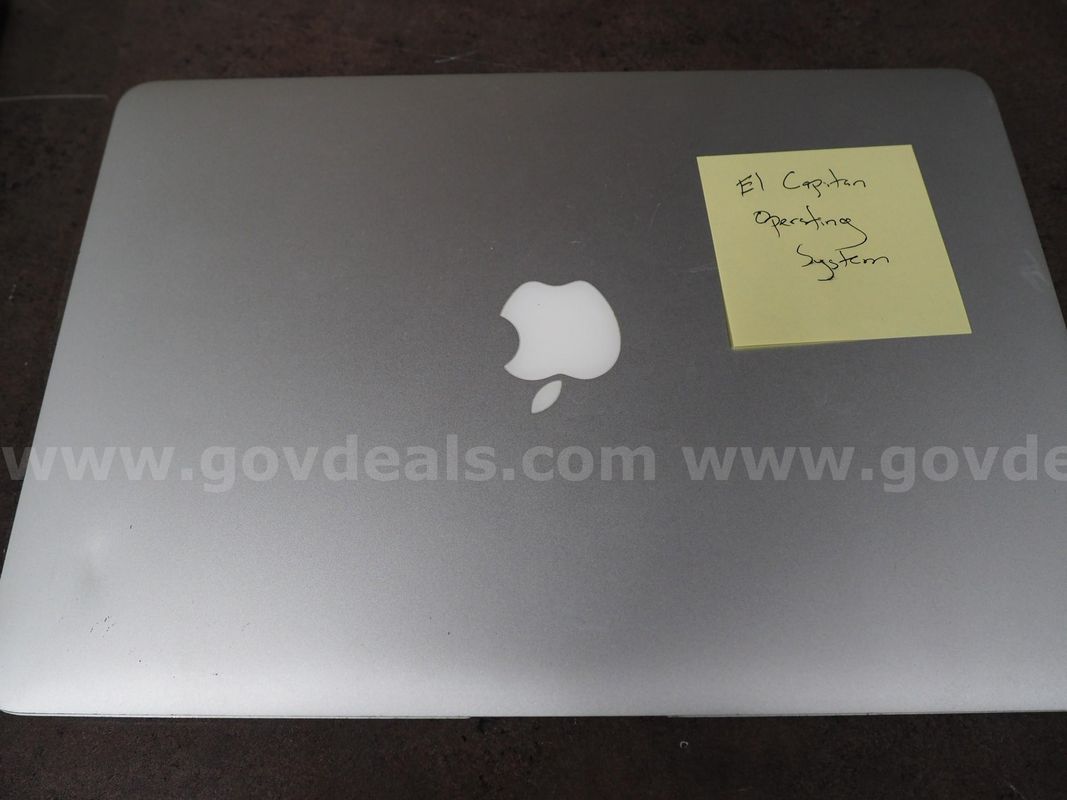 Fully working MacBook Air Model A1466 with 4GB RAM, 128GB SSD, 1.8GHz i5 Processor, El Capitan OS