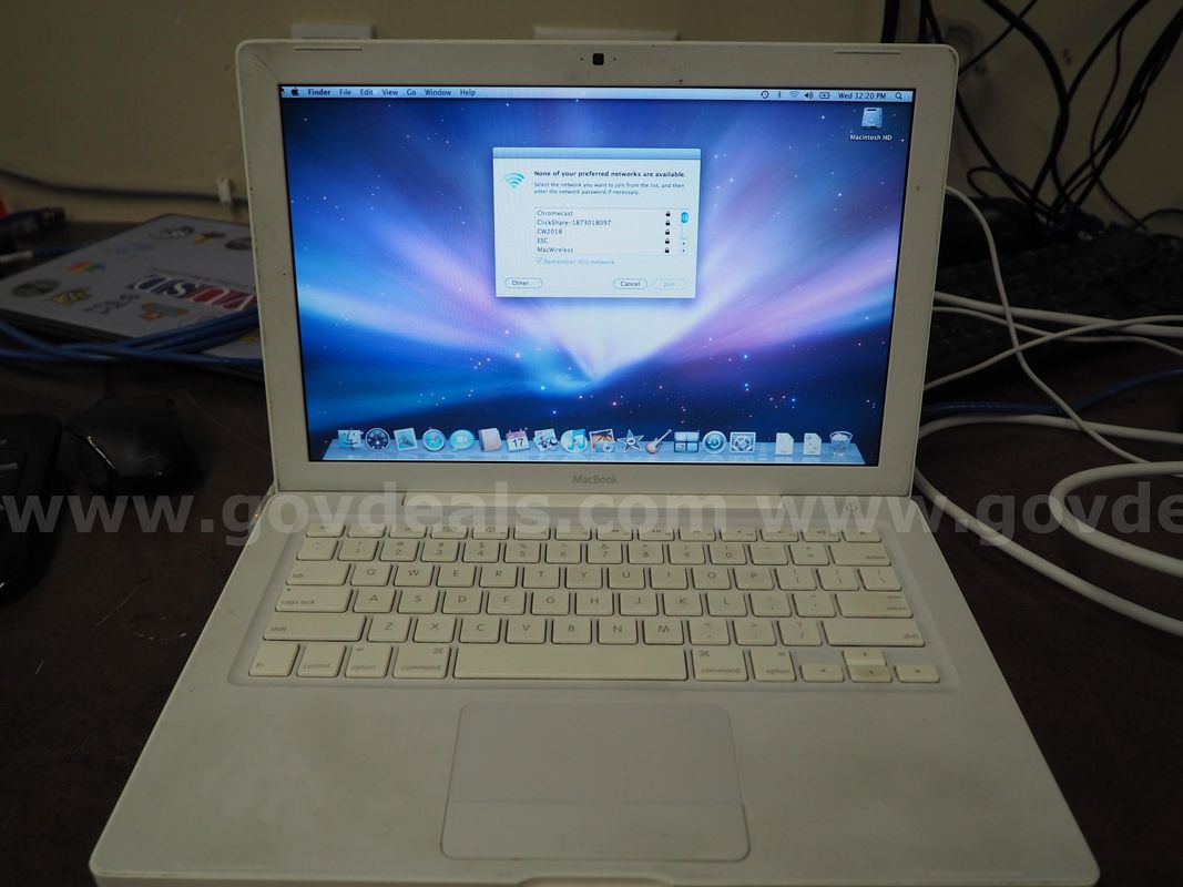 Apple Macbook Model A1181 13.3" Intel Core 2 Duo 2.0GHz 3GB RAM 120GB SSD, WiFi, Bluetooth