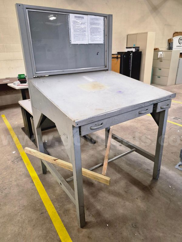 Receiving Desk