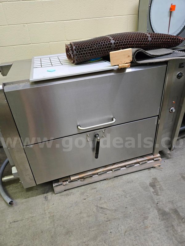 Commercial Oven