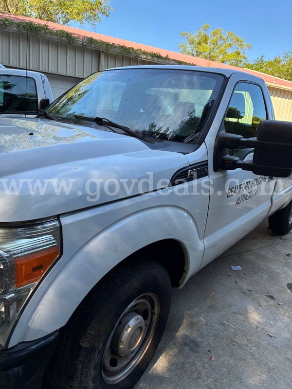 2013 Ford F-250 SD XL 2WD