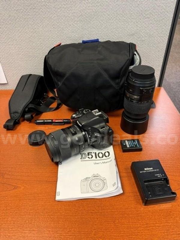 Nikon D5100 Digital Camera