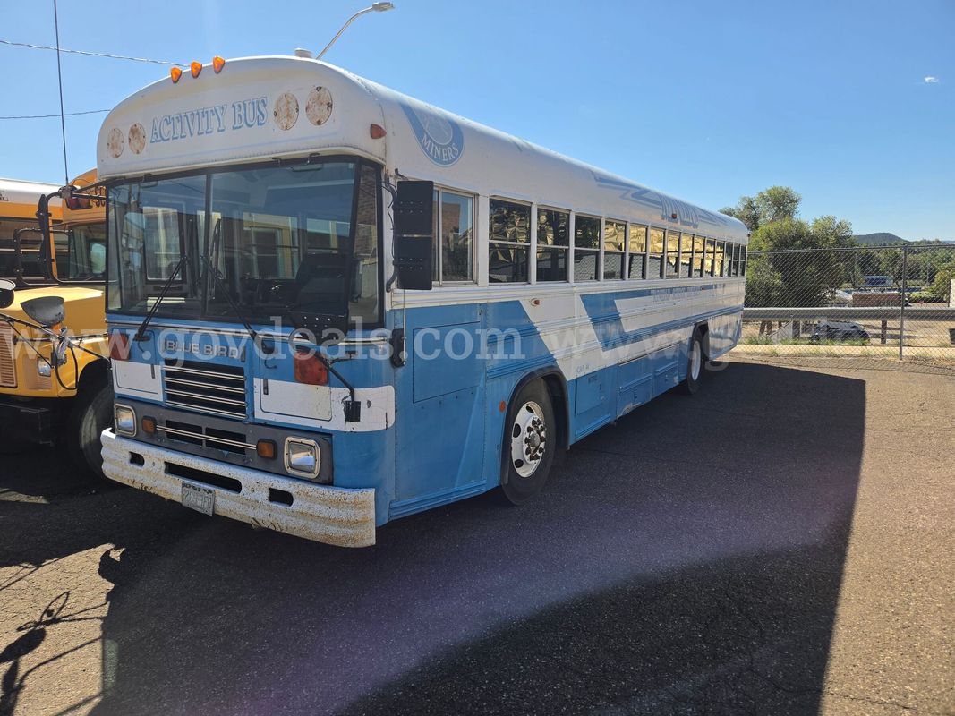 2000 Blue Bird TC2000 School Bus – 5.9L L6 Diesel