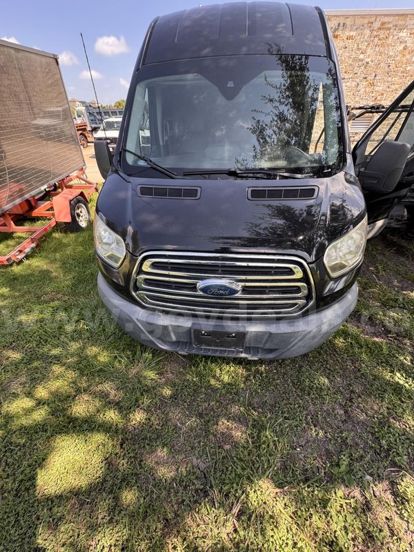 2015 Ford Transit 350 Wagon High Roof XL w/Sliding Pass. 148-in. WB