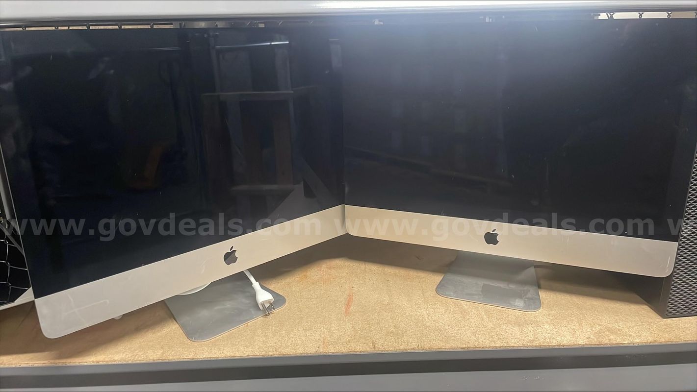 Lot of (3) Apple All-In-Ones