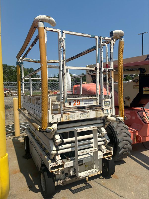 Skyjack 26ft Scissor LIft (Lic 2603556) Charleston
