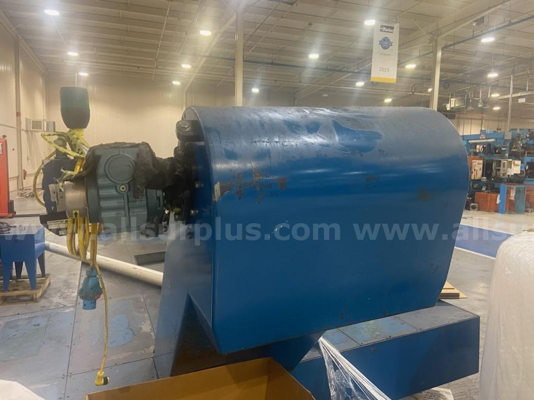 Flory Fabricators Coolant Holding Tank With Conveyor (Capacity 1,000 Gallons)