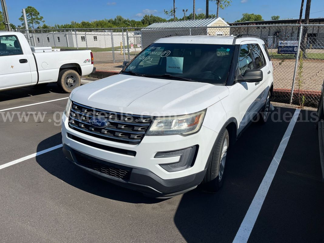 2017 Ford Explorer SUV