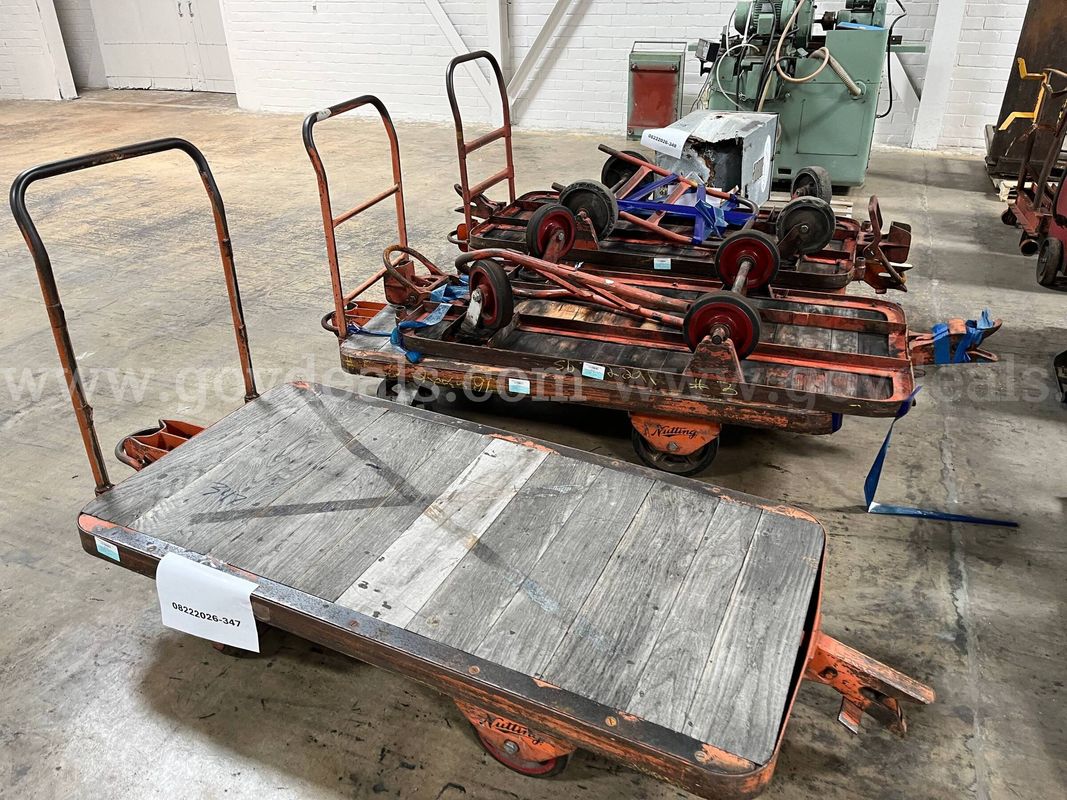 Lot of warehouse carts