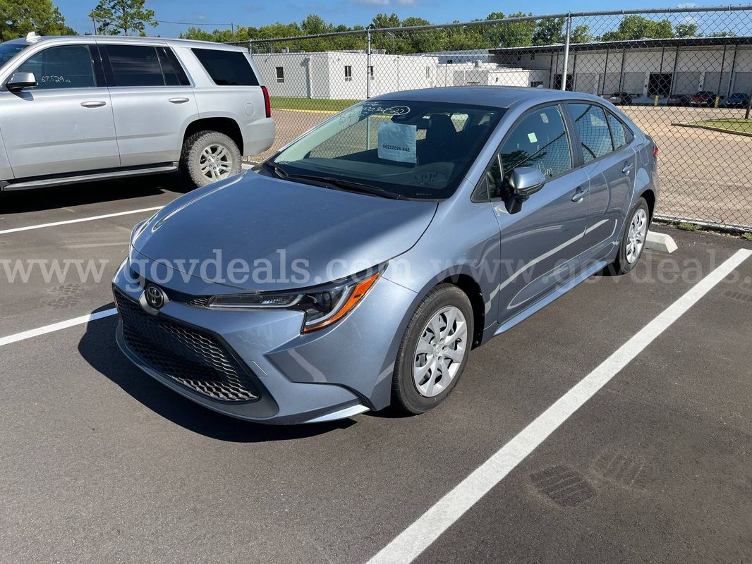 2022 Toyota Corolla LE Sedan