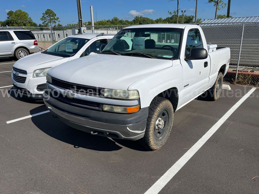 2002 Chevrolet Silverado 1500 4x4 Truck