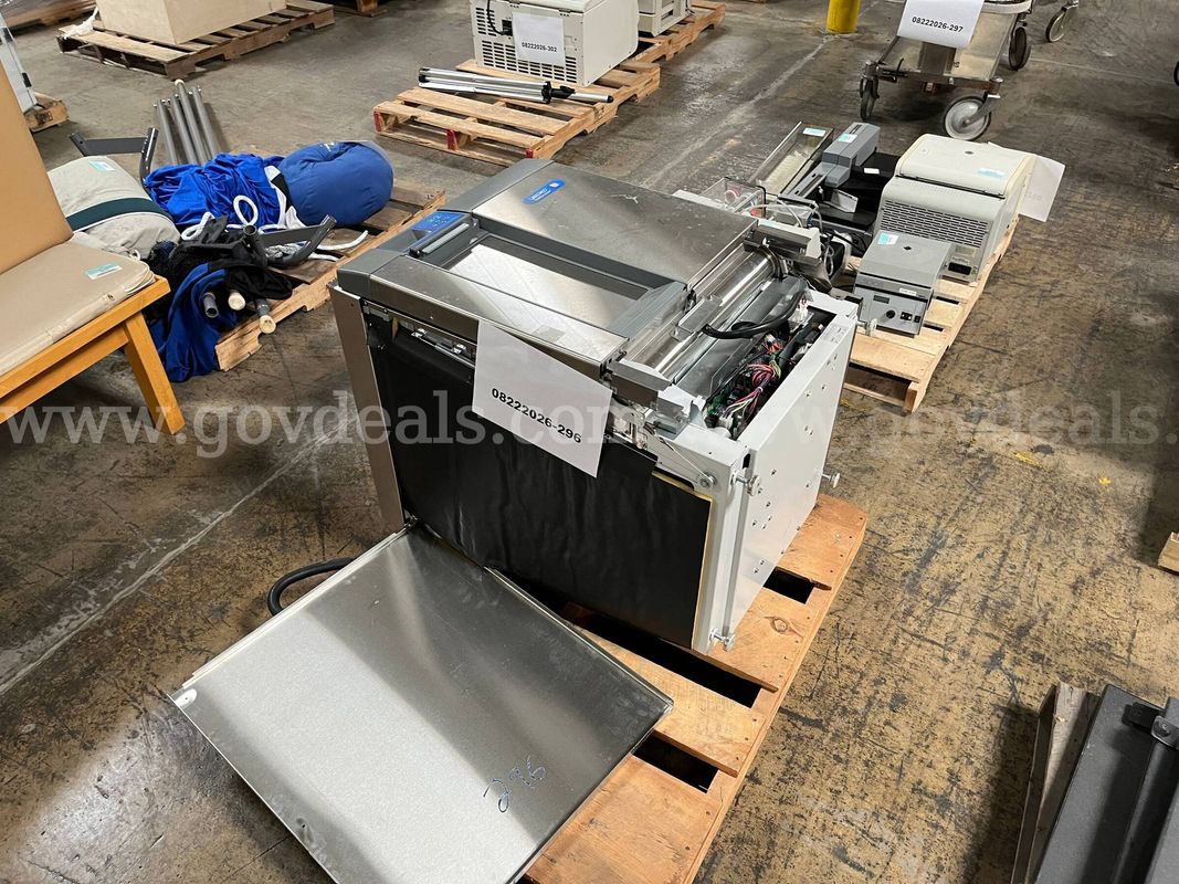 Lot of lab equipment