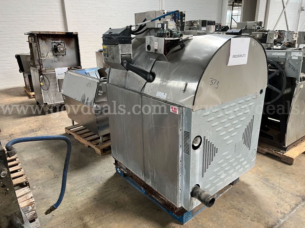 Lot of ice storage bin and washer