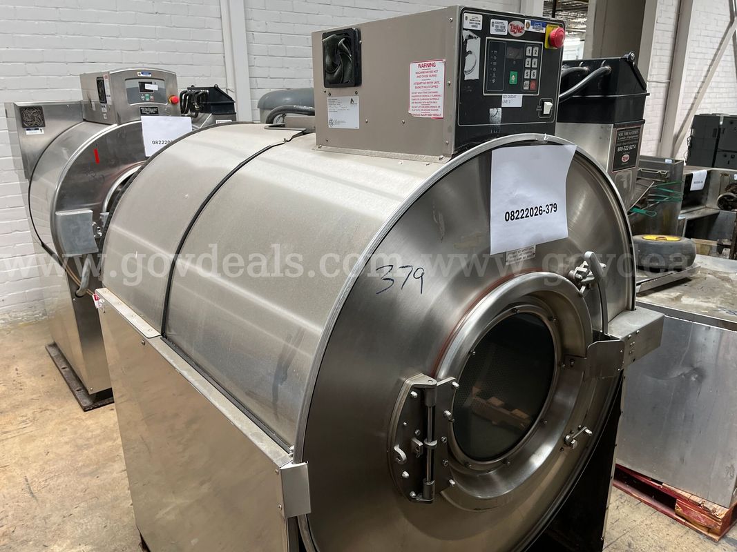 Lot of clothes washer