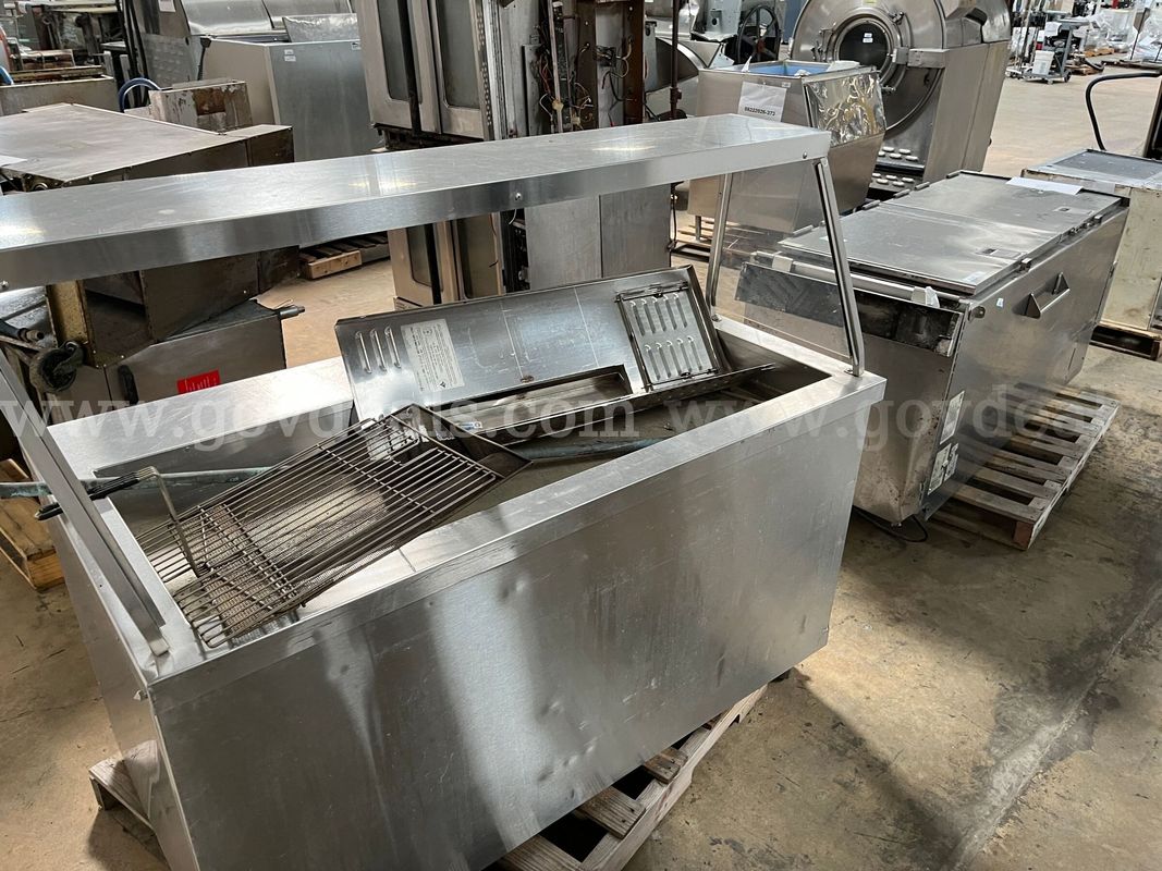 Lot of food warmer and prep table