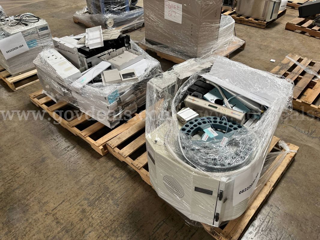 Lot of lab equipment