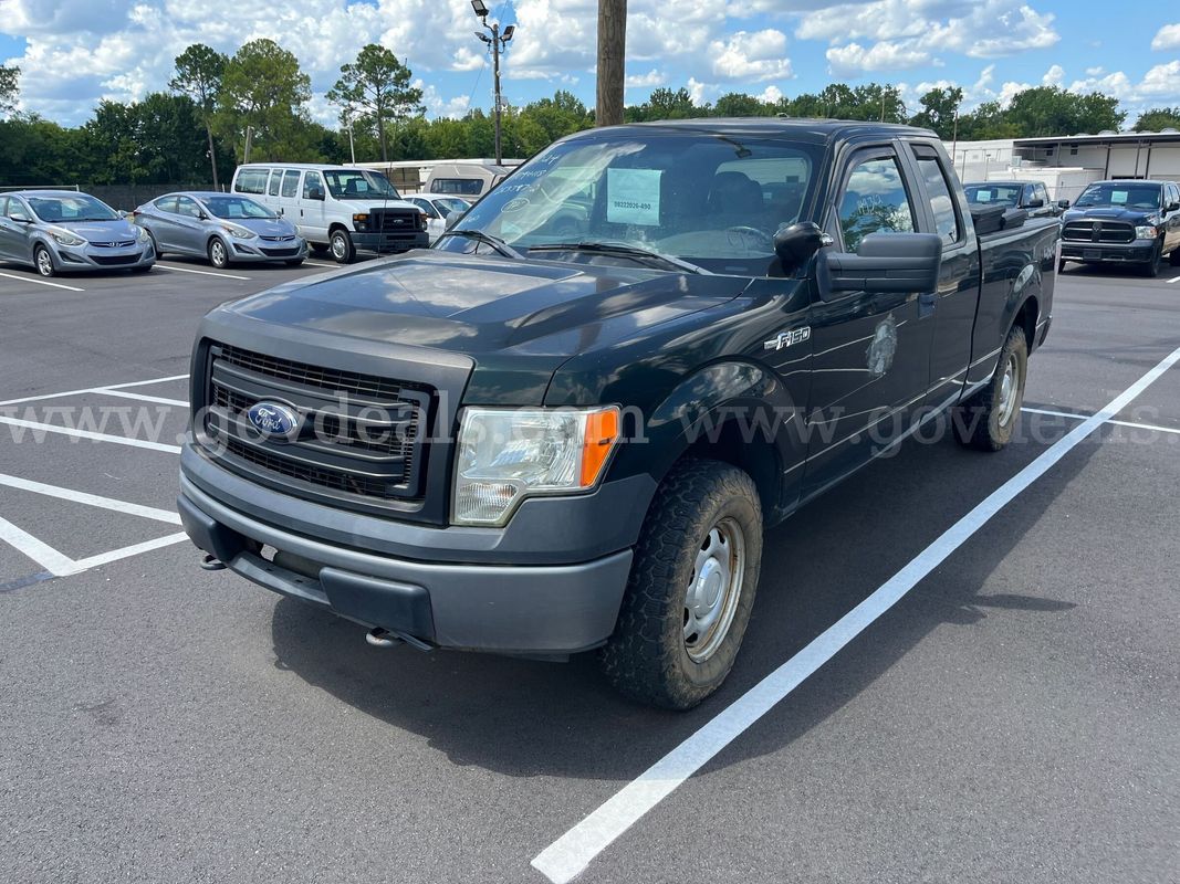 2014 Ford F150 XL Truck 4WD