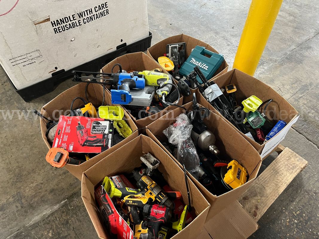 Lot of Assorted Power Tools and Hand Tools